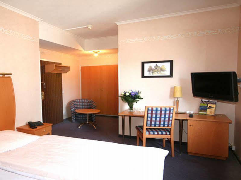 Hotel Crystal Lausanne Eksteriør bilde